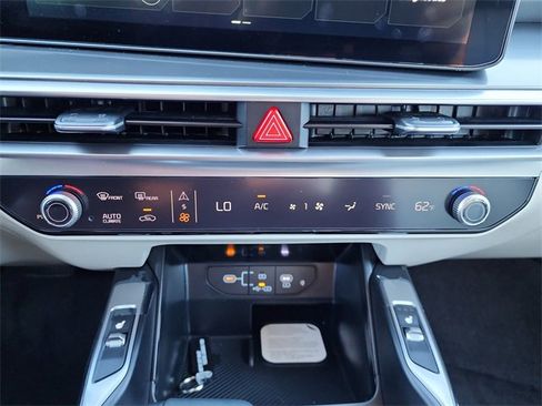 New 2026 Kia Sorento S w/ S Panoramic Sunroof Package image 23