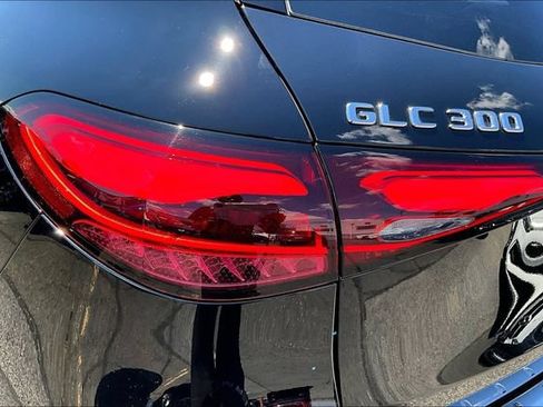 Used 2026 Mercedes-Benz GLC 300 4MATIC image 25