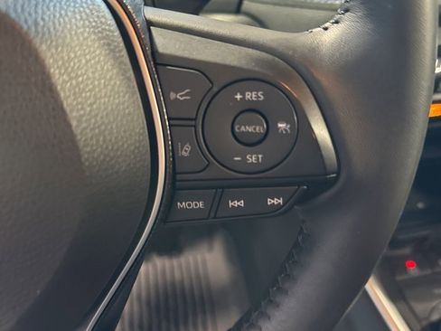 Used 2021 Toyota RAV4 XSE image 40