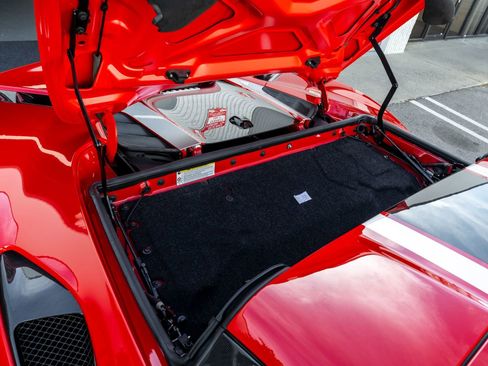 Used 2020 Ferrari 488 Pista Spider image 93