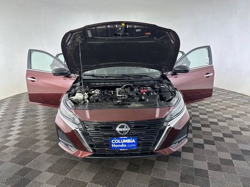 Used 2025 Nissan Altima 2.5 SV FWD image 15