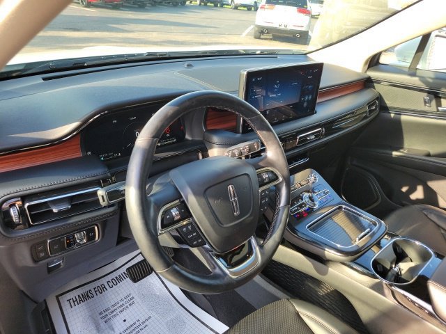 Certified 2023 Lincoln Nautilus Reserve AWD/4WD image 28