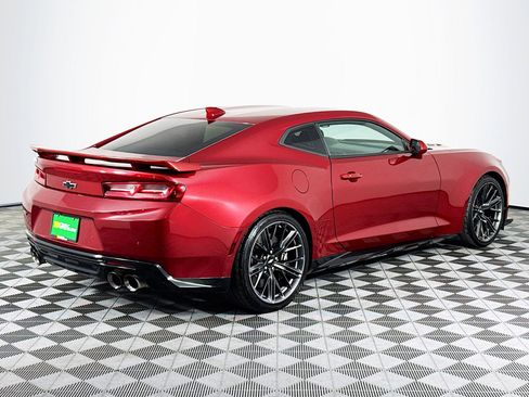 Used 2018 Chevrolet Camaro ZL1 image 10