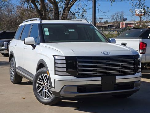 New 2026 Hyundai Palisade SEL image 2