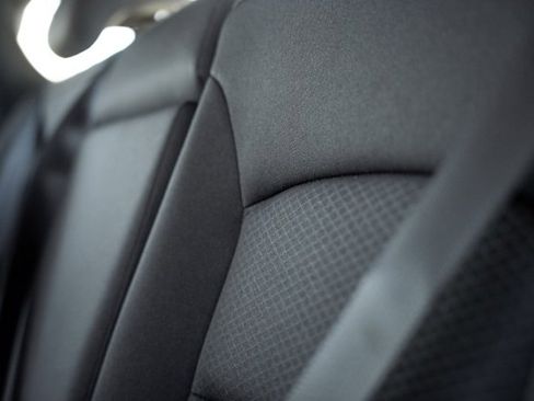 Used 2018 Chevrolet Malibu LS image 23