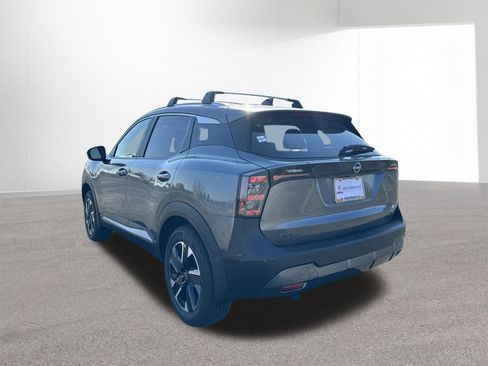 New 2026 Nissan Kicks SV w/ SV Premium Package AWD/4WD image 32