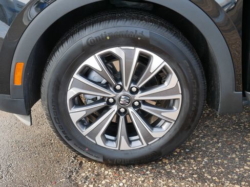 Certified 2025 Buick Envision Preferred image 15