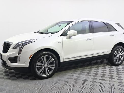 New 2025 Cadillac XT5 Premium Luxury w/ Technology Package image 2