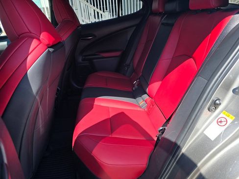 Used 2019 Lexus UX 200 F Sport FWD image 19