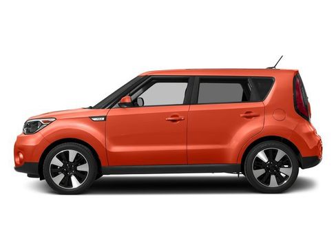 Used 2018 Kia Soul + FWD image 3
