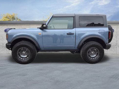 Certified 2025 Ford Bronco Badlands w/ Sasquatch Package image 3