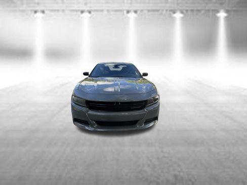 Used 2023 Dodge Charger SXT RWD image 2