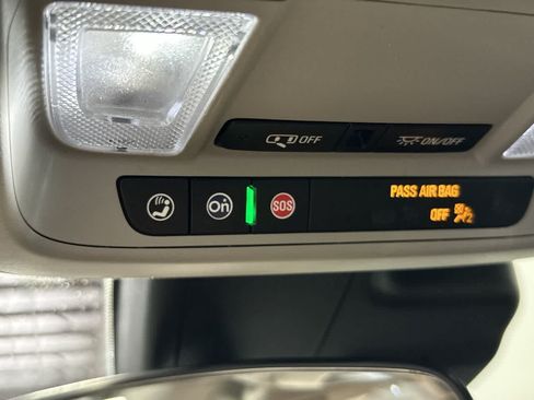 Used 2025 Chevrolet Malibu LT FWD image 23