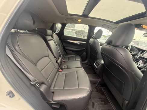 Used 2019 INFINITI QX50 Essential w/ Premium Heat Package AWD/4WD image 21