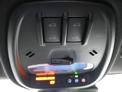 New 2026 Chevrolet Trax RS w/ Sunroof Package FWD image 38