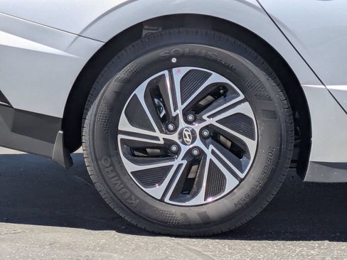 New 2026 Hyundai Sonata Blue FWD image 7