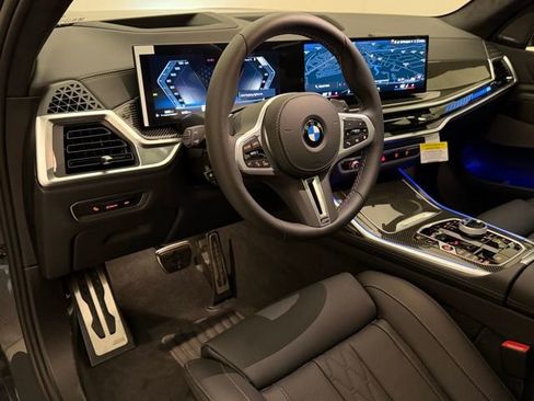 Used 2026 BMW X7 M60i AWD/4WD image 19