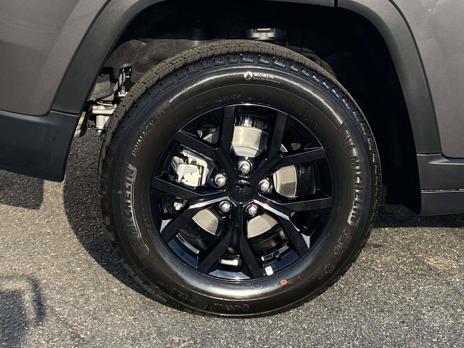 New 2026 Jeep Grand Cherokee Altitude AWD/4WD image 8