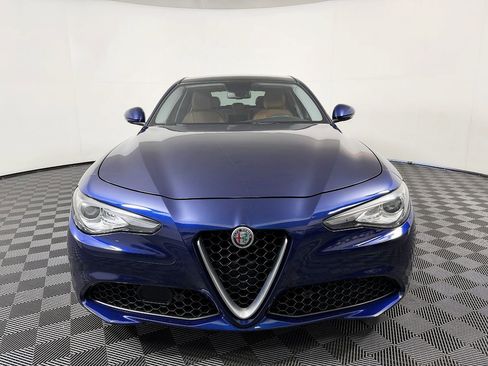 Used 2017 Alfa Romeo Giulia Ti w/ TI Lusso Package AWD/4WD image 4