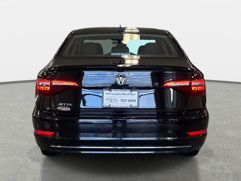 Used 2020 Volkswagen Jetta SE image 6
