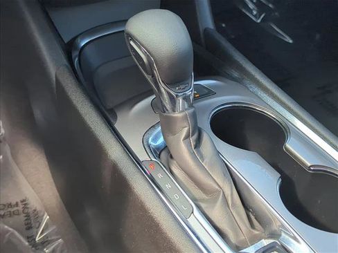 Used 2024 Chevrolet Malibu LT image 13