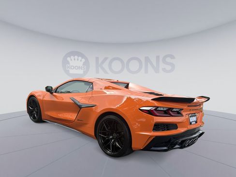 Used 2023 Chevrolet Corvette Z06 w/ Stealth Interior Trim Package RWD image 14