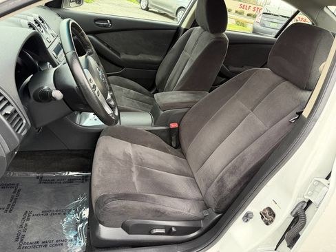 Used 2009 Nissan Altima 2.5 S w/ Convenience Pkg FWD image 15