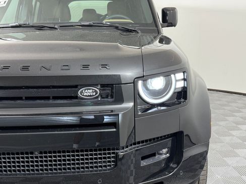 New 2026 Land Rover Defender 110 X-Dynamic SE AWD/4WD image 12