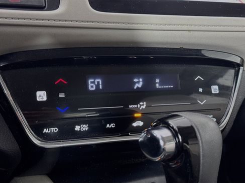 Certified 2017 Honda HR-V EX-L image 16