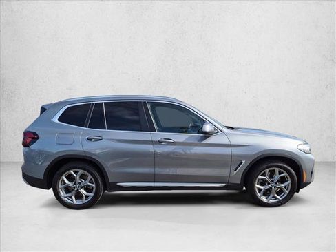Used 2024 BMW X3 sDrive30i w/ Premium Package RWD image 4