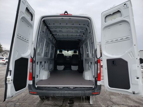 New 2026 Mercedes-Benz Sprinter 2500 image 5