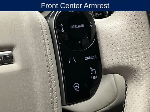 Used 2018 Land Rover Range Rover Velar R-Dynamic HSE image 25
