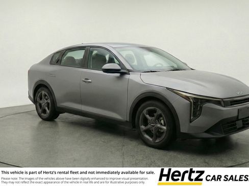 Used 2025 Kia K4 FWD image 1