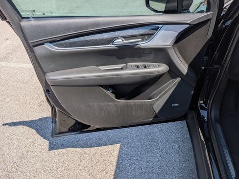 Used 2023 Cadillac XT5 Premium Luxury AWD/4WD image 9