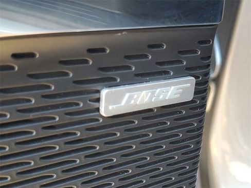 Used 2025 GMC Acadia Elevation w/ Black Edition image 17