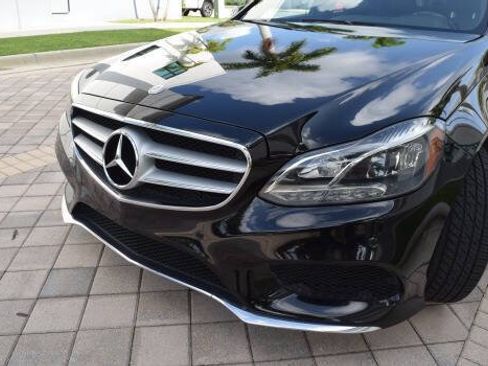 Used 2014 Mercedes-Benz E 250 BlueTEC Sedan image 9