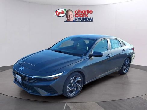 New 2026 Hyundai Elantra Limited FWD image 1