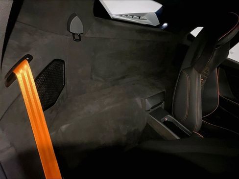 Used 2023 Lamborghini Huracan Tecnica image 28