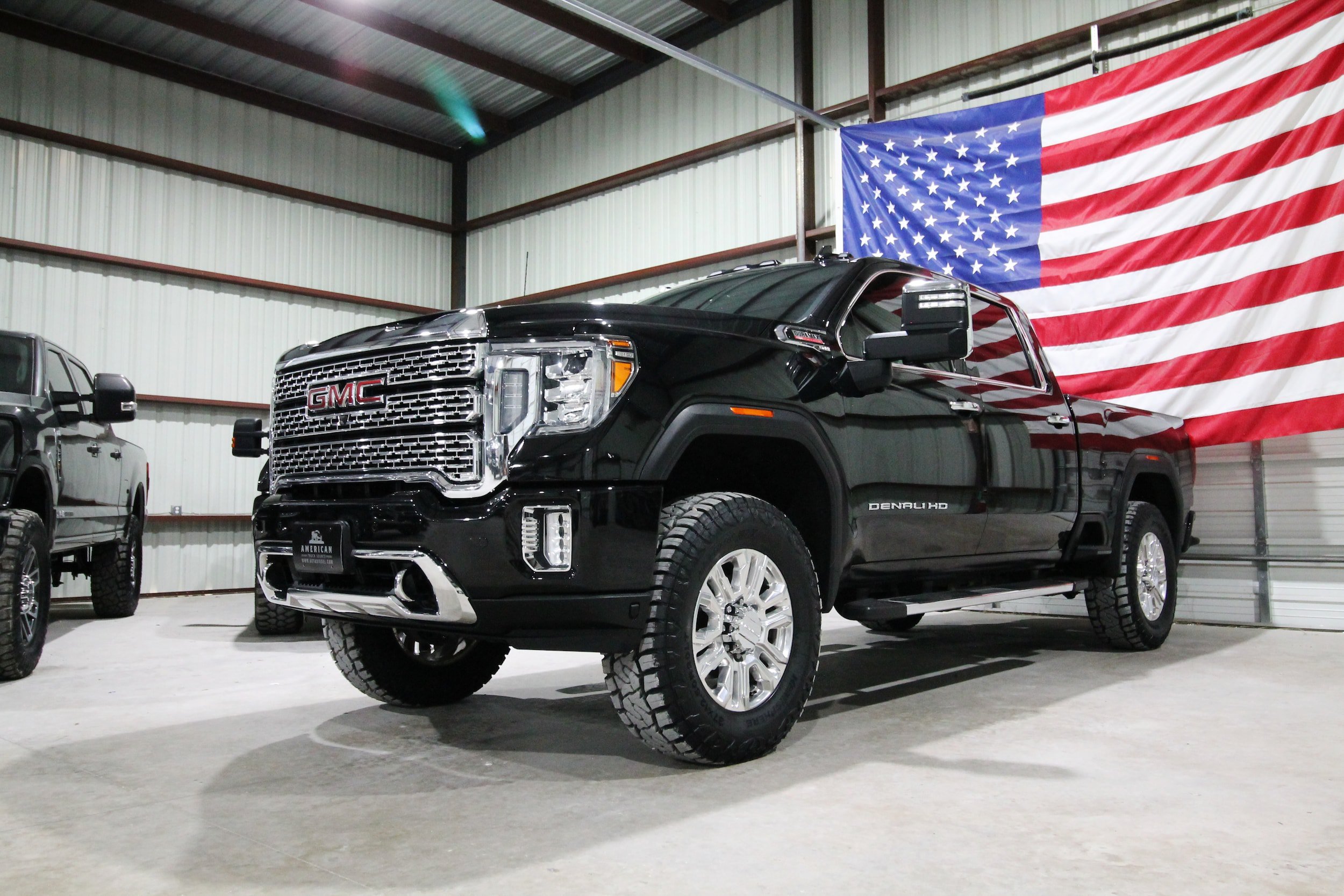Used 2022 GMC Sierra 2500 Denali w/ Denali Ultimate Package AWD/4WD image 3