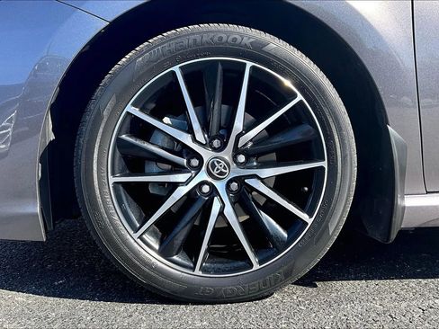 Used 2023 Toyota Camry SE image 8