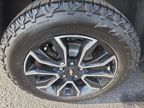 Used 2021 Chevrolet TrailBlazer ACTIV w/ Technology Package image 10