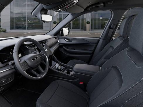 New 2025 Jeep Grand Cherokee Laredo AWD/4WD image 22