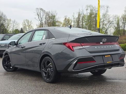 New 2026 Hyundai Elantra SEL Sport Premium FWD image 14