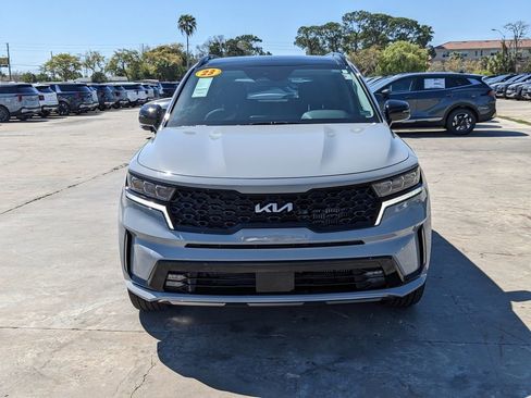 Certified 2023 Kia Sorento SX image 3