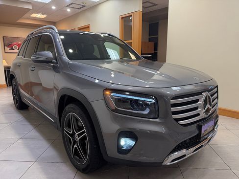 Certified 2026 Mercedes-Benz GLB 250 image 2