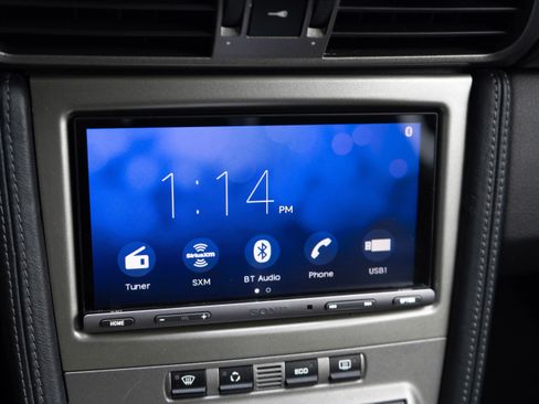 Used 2005 Porsche 911 Carrera image 18