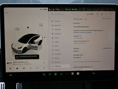 Used 2022 Tesla Model 3 Standard Range image 30