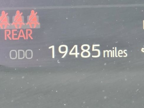 Used 2024 Toyota Tundra Limited image 31