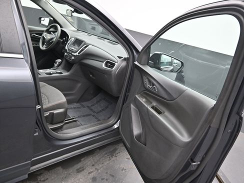 Used 2023 Chevrolet Equinox LT image 13
