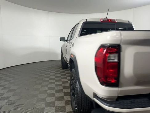 New 2026 GMC Canyon AT4 image 7